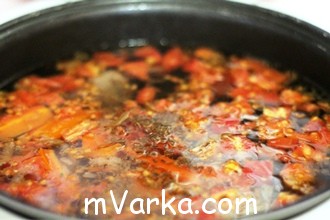 Наваристый суп из баранины с томатами