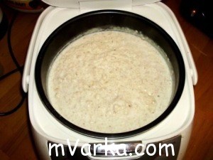 Рисовая молочная каша с изюмом